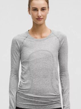 lululemon athletica Heather Gray Long-Sleeve Seamless Top